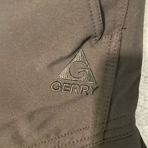 NWOT Gerry snowboarding pants